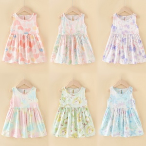 Lote Mixto al por Mayor para Niños: Paquete Surtido Multicolor y Multicategoría para Uso Diario Escolar, Suministro a Granel para Niños, Mezcla de Tamaños - Product Image 1