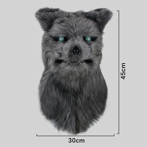 Máscara realista de cabeza de lobo de plástico con superficie de piel sintética, suave, de cara completa, tipo hombre lobo, con boca abrible, para disfraz de Halloween. - Product Image 1