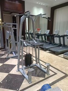 เครื่องดึงข้อแบบมีน้ำหนักถ่วงสำหรับออกกำลังกายในร่ม เหมาะสำหรับสถานที่ออกกำลังกายระดับมืออาชีพ - Product Image 4