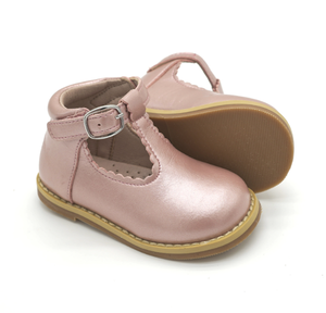 Chaussures plates pour bébé en cuir véritable marron avec boucles en T personnalisées, semelle en caoutchouc - Product Image 3