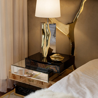 Tables de Chevet de Luxe Surréales Multi-Finitions avec Placages et Poignées en Laiton Plaqué Or pour Hôtels – Vente Directe Usine