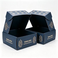 Boîte d'expédition en carton ondulé noir personnalisée en gros, imprimée à l'encre de soja, pliable, de qualité supérieure, pour emballage de vêtements, finition mate