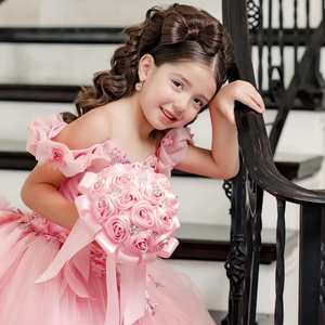 <span class=keywords><strong>Abiti</strong></span> da Damigella Personalizzati con Applicazioni Floreali e Lungo Strascico, Splendido Vestito da Principessa per Compleanno e Banchetto - Product Image 5