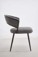 Chaise de salle à manger de designer italien, fauteuils de luxe légers pour petits appartements modernes, pour hôtels, style simple et chic.