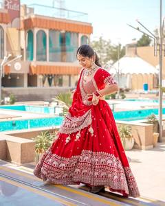 Cổ Cô Gái mới truyền thống mùa hè hoàn toàn khâu lehenga unstitched choli dupatta mảnh vải lụa navratri bên đặc biệt - Product Image 4