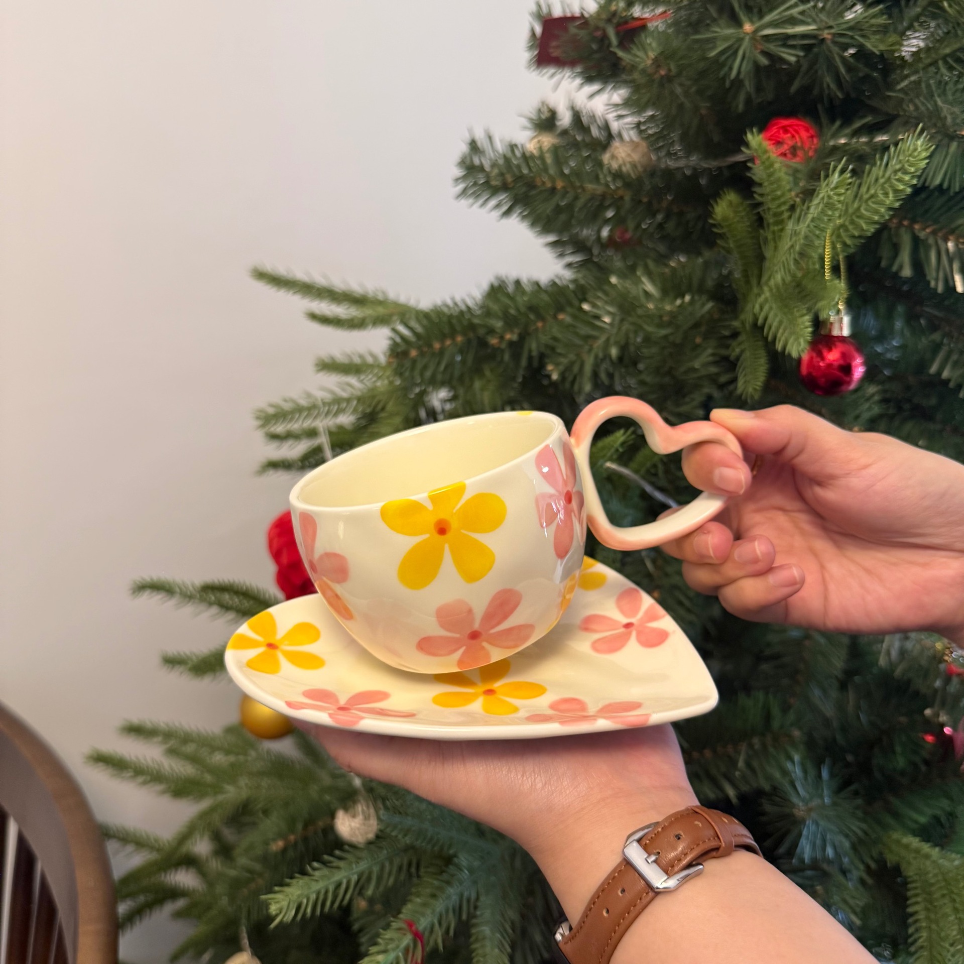 Grande tazza di fiori rosa 280ml + piattino 15.3*14.2cm
