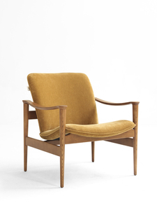 Fauteuil de style <span class=keywords><strong>vintage</strong></span>, modèle d'hôtel design, salon scandinave, fauteuil de balcon, fauteuil en bois massif et tissu - Product Image 1