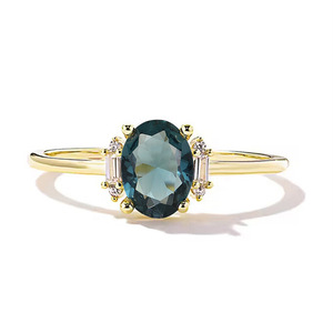 Anello da Donna T0542 con Acquamarina Ovale Naturale, Montatura a Griffe, Anelli di Fidanzamento alla Moda - Product Image 1