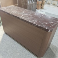 Console moderne de luxe multifonctionnelle avec plateau en marbre, cadre en bois, bureau d'accueil d'hôtel, unité de rangement pour salon