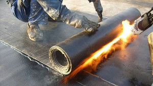 APP SBS Aluminium et Granule Caoutchouc Auto-Adhésif 1mm 2mm 3mm 4mm Imperméabilisation Bitume Membrane <span class=keywords><strong>Isolation</strong></span> Toit Rouleau Feuille - Product Image 4