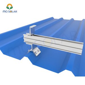 Modules de fixation universels pour système de montage solaire sur toit métallique sans rail - Product Image 3