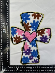 Camiseta de Verano de Algodón de Manga Corta con Parche de Chenilla con Logotipo Personalizado de Corazón y Cruz, Sudadera Informal Holgada - Product Image 4