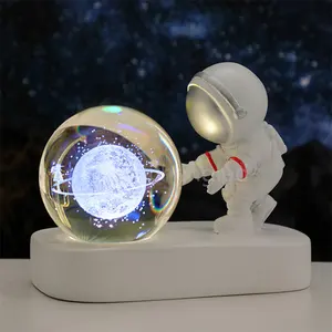 수지베이스로 야간 조명을 충전하는 오르골 3D 크리스탈 볼 야간 조명 LED 수지베이스 테이블 램프 크리스마스 선물