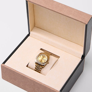 <span class=keywords><strong>Caja</strong></span> <span class=keywords><strong>de</strong></span> <span class=keywords><strong>Reloj</strong></span> Cuadrada <span class=keywords><strong>de</strong></span> Madera <span class=keywords><strong>de</strong></span> Lujo JANSSE, con Inserto <span class=keywords><strong>de</strong></span> Gamuza, Almacenamiento Premium para Relojes, Ecológica, Sostenible y Resistente al Agua - Product Image 6