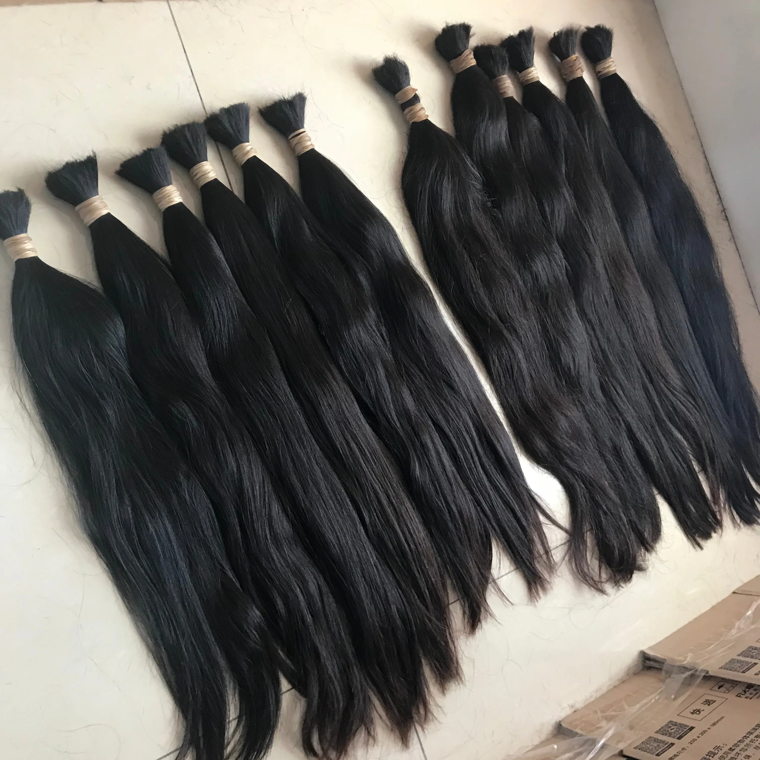 Bahan Mentah Rambut Lurus 100% Tidak Diproses Massal Rambut Perawan untuk Pemutihan dari Pabrik