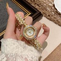 Montre à quartz élégante pour femme, style diamant de luxe, bracelet en alliage incrusté de perles, montre à quartz ronde, vente chaude