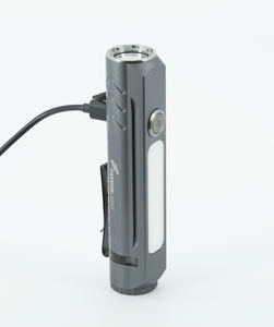 Lampe torche LED+COB rechargeable Li-Polymère 1000+ Lumens, charge USB, étanche IP55, base magnétique, alliage d'aluminium, usage industriel - Product Image 5