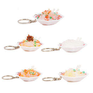 Porte-clés en plastique modèle Liangpi, imitation nourriture chinoise, artisanat amusant, modèle alimentaire en PVC, ornement de clé pour cadeau, vente en gros - Product Image 1