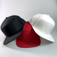 Casquette Snapback 6 Panneaux en Polyester à Séchage Rapide pour Homme avec Trous Découpés au Laser – Vente en Gros