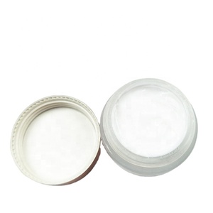 Crème éclaircissante et puissante, efficace pour enlever les <span class=keywords><strong>Hyper</strong></span>-pigmentation et les taches foncées - Product Image 5
