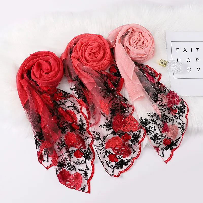 2021 hot sale of new lace perm fashion gauze scarves Malaysia Indonesia Baotou shawl embroidery cotton hijab scarf