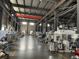 Mezclador Planetario de Capacidad Media (20-200L) para Formulaciones a Base de Solvente y a Base de Agua, Producción Piloto y a Pequeña Escala - Product Image 3