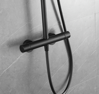 Système de douche à effet pluie mural Momali avec bec de baignoire et pulvérisateur à main Ensemble de mitigeurs de salle de bain modernes