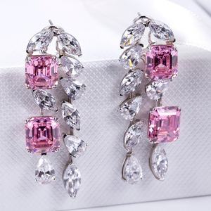 Pendientes de Lujo Messi Jewelry MSE-602 de Plata con Circonita Cúbica de Alto Contenido de Carbono en Forma de Asscher, Pera y Marquesa - Product Image 4