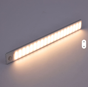 Lampe murale <span class=keywords><strong>LED</strong></span> <span class=keywords><strong>sans</strong></span> <span class=keywords><strong>fil</strong></span> rechargeable en aluminium moderne avec détecteur de mouvement, intensité réglable, pour <span class=keywords><strong>cuisine</strong></span>, 20/30/40 cm - Product Image 1