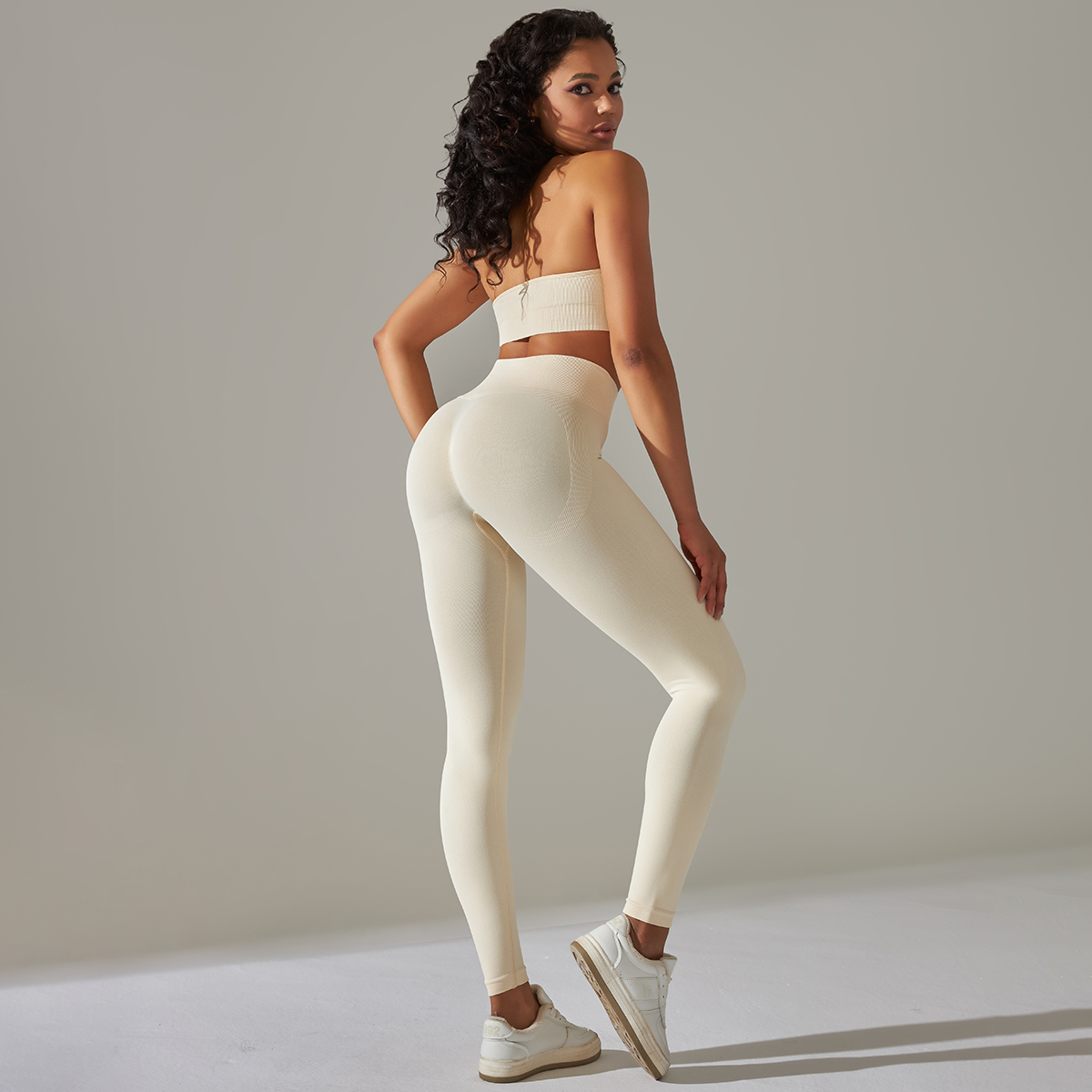 2023 New Arrival Hot Sale Women Sports Suits Exercise Yoga Sets Tracksuit Yoga Leggings Sets Outfits Sports Bra