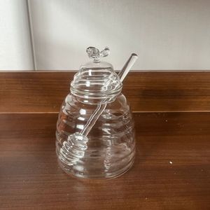 Frascos de Vidrio Reciclables y Ecológicos Personalizados para Miel con Tapa de Rosca y Cuchara en Tamaños de 500 ml y 700 ml para Aceite de Oliva y Leche - Product Image 6