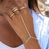4 styles de bagues en zircon plaquées or, bagues en acier inoxydable plaqué or 18 carats, sans ternissement, forme de cœur, pierres claires, bijoux pour femmes