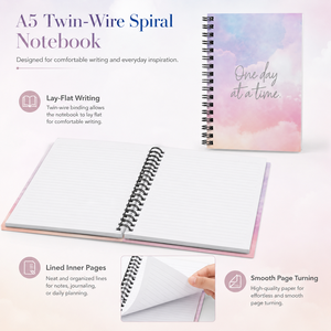 Quaderno <span class=keywords><strong>a</strong></span> <span class=keywords><strong>Spirale</strong></span> A5 Personalizzato con Logo Stampato in Argento e Citazione Ispirazionale 'Una Giornata alla Volta', 80 Fogli, Diario di Scrittura per Regalo - Product Image 4