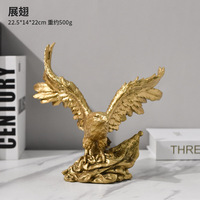 Aigle américain volant Statue résine à la main chasse faucon Sculpture nouveauté Art artisanat présent ornement pour décor de bureau à domicile