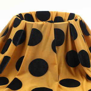 Tissu en velours brûlé à pois, motif floqué Devoré, mélange poly-spandex, tissu en velours extensible doux et fluide pour Abaya Kaftan - Product Image 3