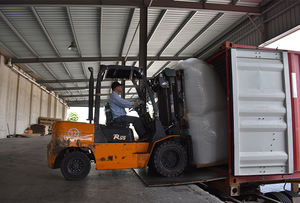 Fabrik preis <span class=keywords><strong>PET</strong></span>-Chip WK-681 Kunststoff rohstoff <span class=keywords><strong>in</strong></span> der Kunststoff industrie für die Herstellung von Folie für Solar panel. - Product Image 5