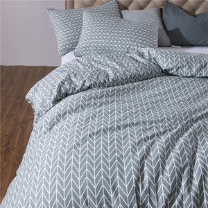 En promotion : Ensemble de housse de <span class=keywords><strong>couette</strong></span> en coton 3 pièces, motif flèches gris doux, literie en coton aérien et rafraîchissant, linge de lit antidérapant et durable - Product Image 1