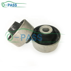 Buje de brazo de control grande inferior delantero para <span class=keywords><strong>Honda</strong></span> Vezel XR-V II XRV <span class=keywords><strong>HRV</strong></span> 2013- 51391-T7J-H01 - Product Image 3