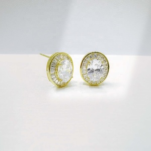 Prix usine Boucles d'oreilles clous en argent 925 avec zircone cubique bleue, noires, colorées, de luxe, grandes, style goutte d'eau, entièrement pavées de pierres, en gros - Product Image 2