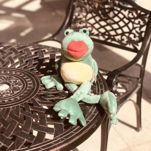 ZD300 Đồ Chơi Nhồi Bông Hình Ếch Cặp Đôi Dễ Thương Bán Sỉ Đồ Chơi Nhồi Bông Hình Thú Mềm Đồ Chơi Nhồi Bông Hình Ếch Môi Đỏ Lửa Sáng Tạo - Product Image 3