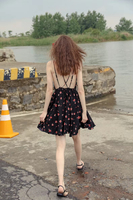 Robe mini d'été à imprimé floral, col halter en V profond, cintrée à la taille, fluide, pour les vacances à la plage, personnalisable OEM