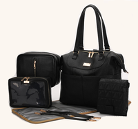 Sac à dos à langer en cuir PU pour bébé avec matelas à langer intégré et motif imprimé pour les mamans
