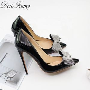 Commercio all'ingrosso su misura di cristallo a punta di farfalla Sexy tacchi alti taglio poco profondo nero pump <span class=keywords><strong>scarpe</strong></span> da donna per la festa 12cm 10cm 8cm - Product Image 3