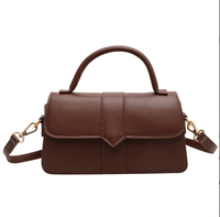 2025 nouveau Style Niche Design haute qualité Texture à la mode femmes polyvalent sac à bandoulière portable petit sac carré