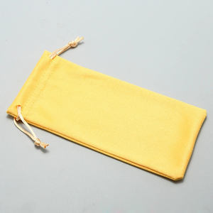 תיק אחסון למשקפי שמש בהתאמה אישית של YWGUDA עם בד דמוי זמש בצורת מלבן, עיצוב אופנתי לשקית ניקוי משקפיים - Product Image 5