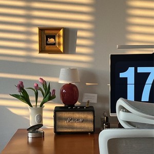 Retro Red Ceramic Desk <b>Lamp</b> Touch Control Rechargeable Cordless <b>LED</b> <b>Light</b> Warm Three Color Nordic Style Bedroom Ambient Lighting - Product Image 3