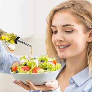 Ensemble de Bouteilles Distributrices d'Huile et de Vinaigre en Verre Transparent Écologique avec Couvercles et Entonnoir, Capacité 1-2L, Design Mignon, Rangement Multifonctionnel - Product Image 3