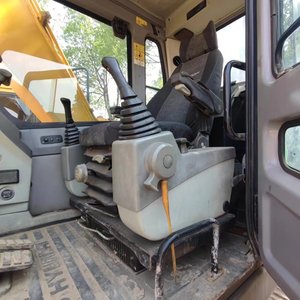 Excavadora Hidráulica Usada Hyundai 150LC-7 de 15 Toneladas de Buena Calidad con Motor Cummins y Transmisión, 1000h, Venta de Segunda Mano - Product Image 5