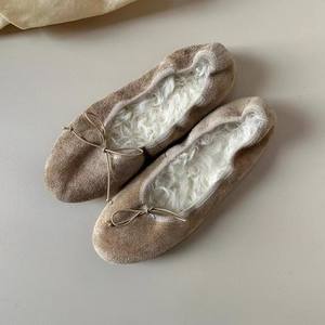 In-Stock Version~Women's Wool Curly Ballet-Style Slip-On Fuzzy Shoes Fleece-Lined <b>Flat</b> Shoes with Bowknot for Versatile Commute - Product Image 1