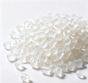 Granulés de résine homopolymère de polypropylène vierge blanc (PPH) pour le moulage par injection et l'extrusion dans la fabrication de plastiques - Product Image 2